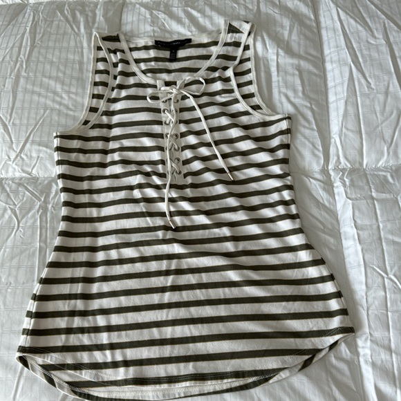 Olive green sleeveless top - Picture 5 of 5